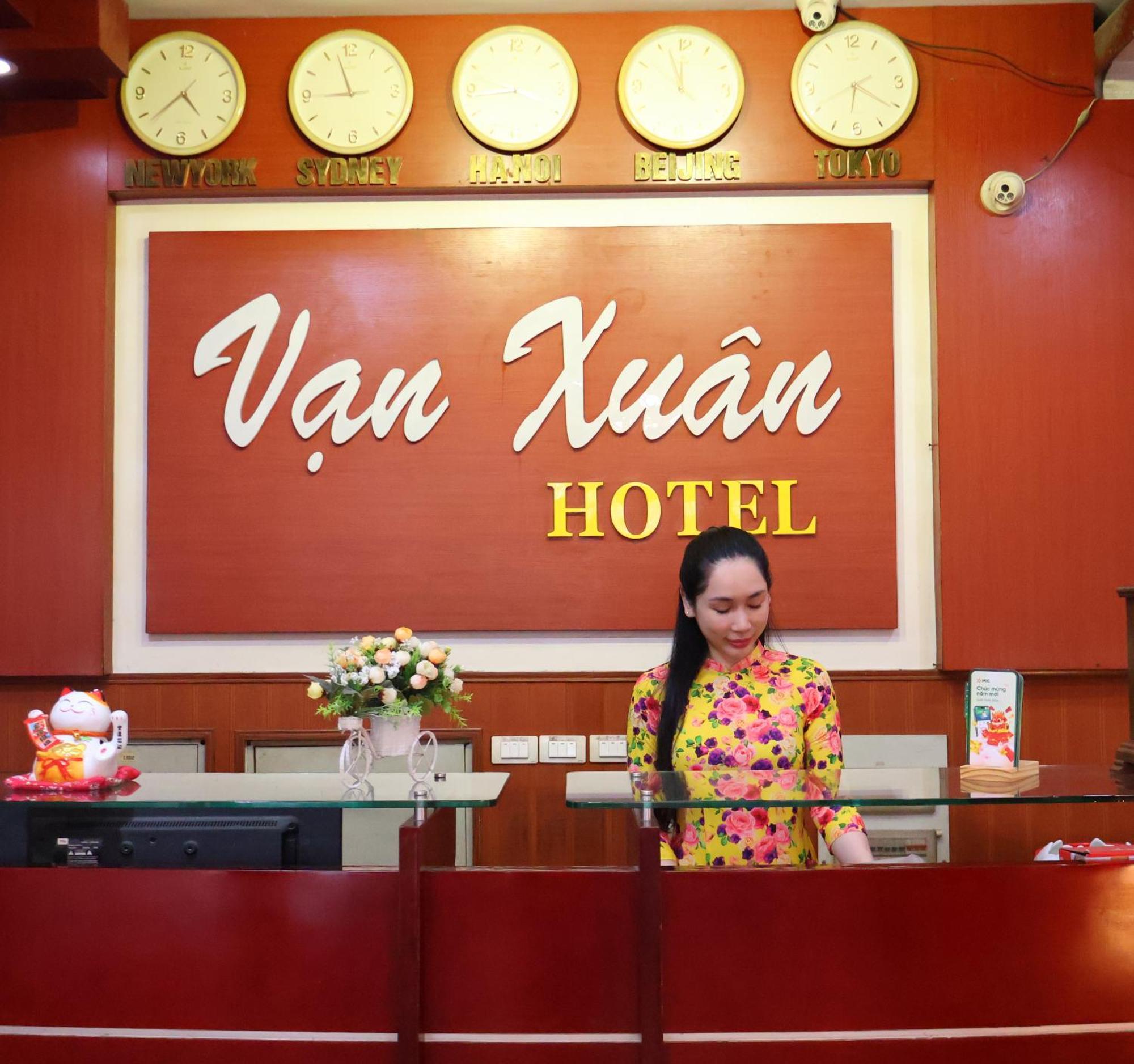 Xuan 3* Hanoi
